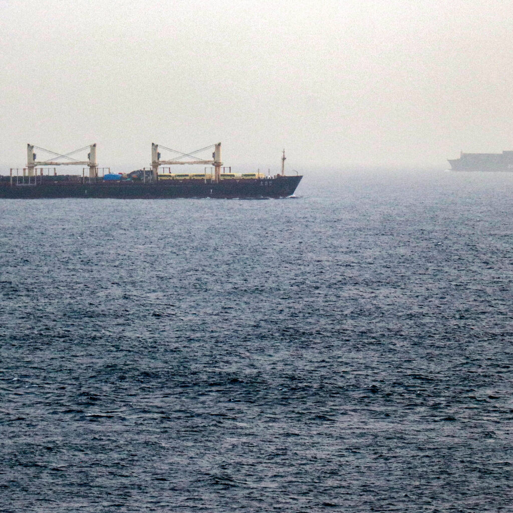 Shipping Risks Spread Across Crucial Middle East Oil Routes